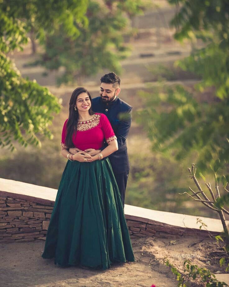 Best dress for top pre wedding shoot